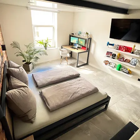 شقة Design Loft - Parkplatz, Wlan, Netflix, Ps4, Heimkino هيرفورد