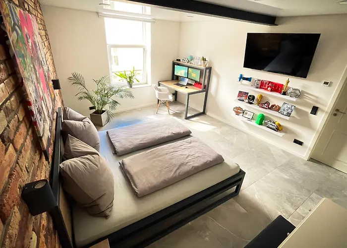 아파트 Design Loft - Parkplatz, Wlan, Netflix, Ps4, Heimkino 허포드