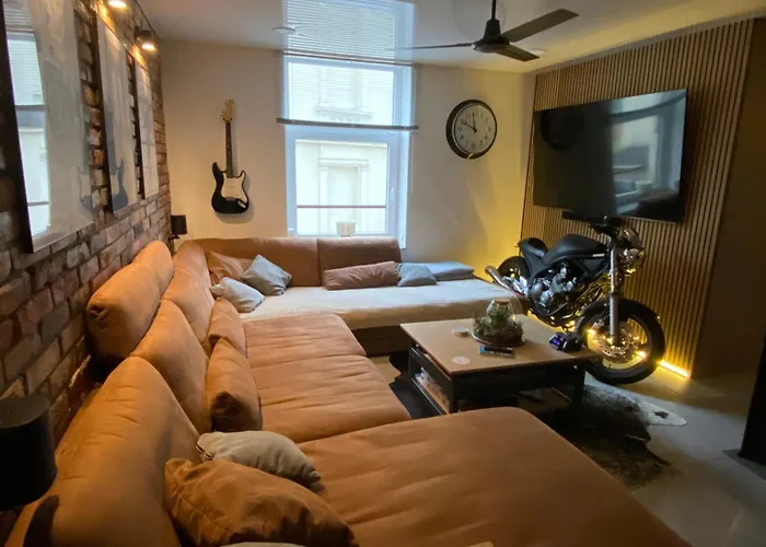 Design Loft - Parkplatz, Wlan, Netflix, Ps4, Heimkino 아파트 허포드